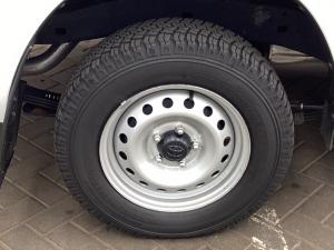 Toyota Hilux 2.4GD single cab S (aircon) - Image 15