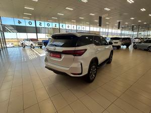 Toyota Fortuner 2.8GD-6 48V - Image 2