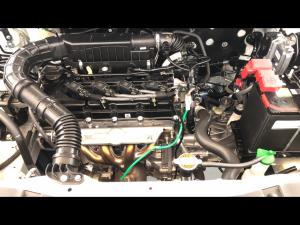 Toyota Urban Cruiser 1.5 XR manual - Image 14