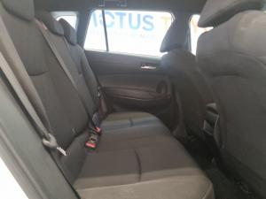 Toyota Corolla Cross 1.8 Xi - Image 15