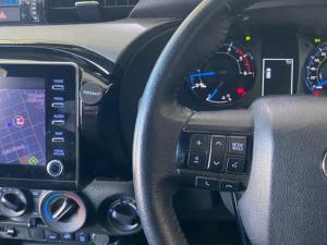 Toyota Hilux 2.8 GD-6 RB Legend 4X4E/CAB - Image 9