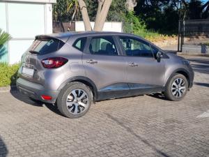 Renault Captur 900T Blaze 5-Door - Image 2