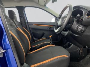 Renault Kwid 1.0 Climber 5-Door - Image 15