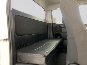 Toyota Hilux 2.4 GD-6 RB Raider automaticE/CAB - Image 15