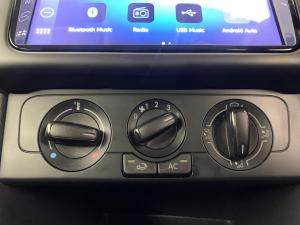 Volkswagen Polo Vivo 1.4 - Image 9