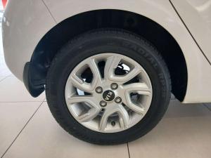 Kia Picanto 1.0 Style automatic - Image 10