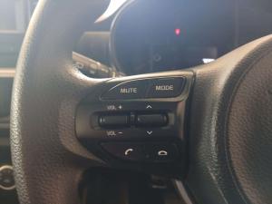 Kia Picanto 1.0 Style automatic - Image 18