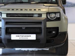 Land Rover Defender 110 D250 X-Dynamic SE - Image 13