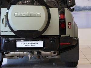 Land Rover Defender 110 D250 X-Dynamic SE - Image 23