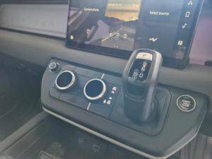 Land Rover Defender 110 D240 X-Dynamic HSE - Image 11