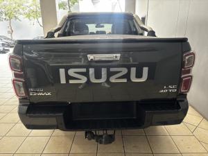 Isuzu D-Max 3.0TD double cab LSE (No Radar) - Image 4