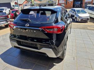 Nissan Magnite 1.0 Turbo Acenta Red Edition auto - Image 3