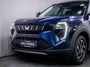Mahindra XUV 3XO 1.2T AX5 manual - Image 15
