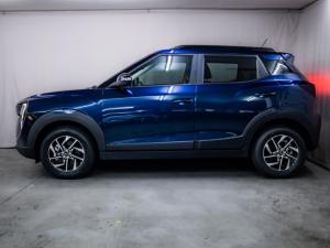 Mahindra XUV 3XO 1.2T AX5 manual - Image 2