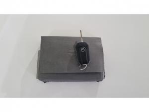 Opel Corsa 1.2 - Image 12