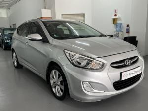 Hyundai Accent hatch 1.6 Fluid - Image 3