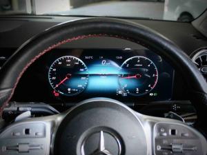 Mercedes-Benz GLA GLA200d - Image 12