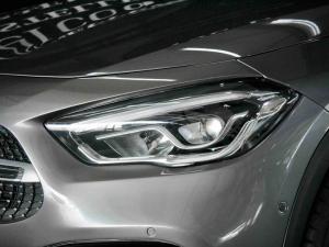 Mercedes-Benz GLA GLA200d - Image 6