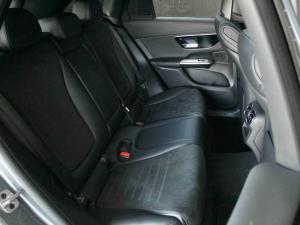 Mercedes-Benz GLC GLC300d 4Matic Avantgarde - Image 15