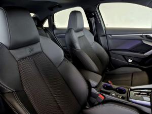 Audi A3 sedan TFSI S line Plus - Image 8