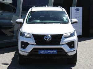 Toyota Fortuner 2.4GD-6 auto - Image 3