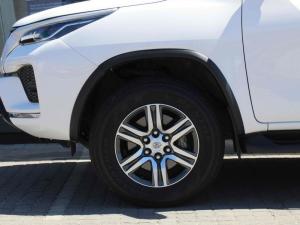 Toyota Fortuner 2.4GD-6 auto - Image 5