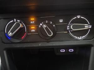 Volkswagen Polo hatch 1.0TSI Life auto - Image 17