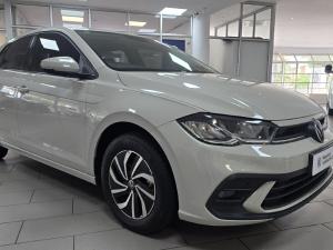 Volkswagen Polo hatch 1.0TSI Life auto - Image 24