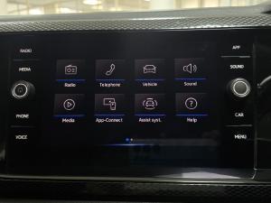 Volkswagen Polo hatch 1.0TSI Life auto - Image 6