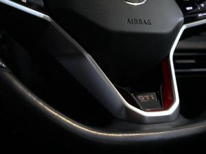 Volkswagen Golf GTI - Image 15