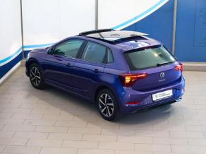 Volkswagen Polo hatch 1.0TSI Life manual - Image 10