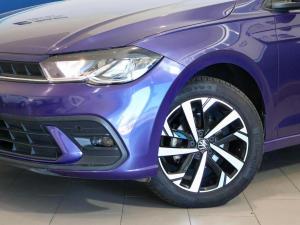 Volkswagen Polo hatch 1.0TSI Life manual - Image 6