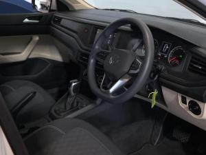 Volkswagen Polo sedan 1.6 auto - Image 22