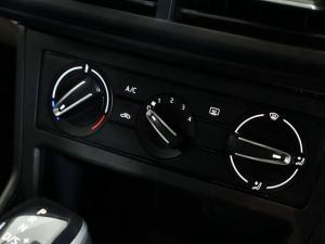 Volkswagen Polo sedan 1.6 auto - Image 24