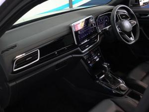 Volkswagen T-Roc 2.0TSI 4Motion R-Line - Image 30