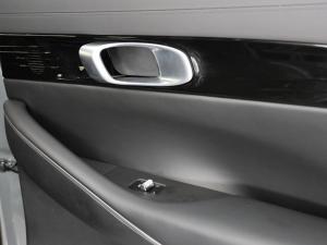 Geely E5 EM-i Apex - Image 11