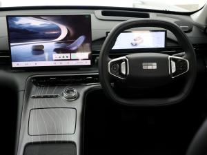 Geely E5 EM-i Apex - Image 13