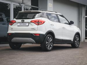 Mahindra XUV300 1.5TD W8 - Image 8