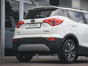 Mahindra XUV300 1.5TD W8 - Image 9