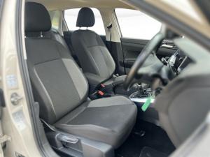 Volkswagen Polo hatch 1.0TSI Life manual - Image 12