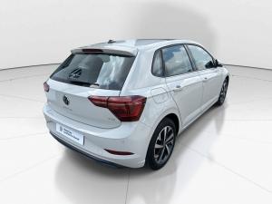Volkswagen Polo hatch 1.0TSI Life manual - Image 7