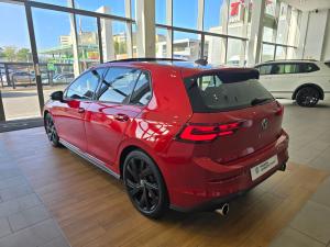 Volkswagen Golf GTI - Image 10