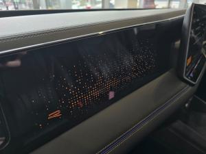 Volkswagen Tiguan 2.0TSI R-Line 4Motion - Image 11