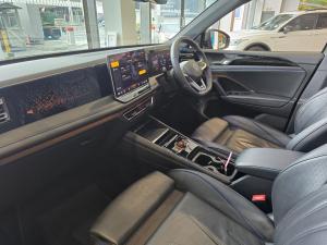 Volkswagen Tiguan 2.0TSI R-Line 4Motion - Image 21