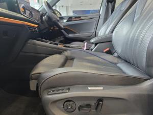 Volkswagen Tiguan 2.0TSI R-Line 4Motion - Image 7