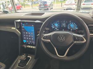 Volkswagen Amarok 3.0TDI V6 double cab Style 4Motion - Image 12