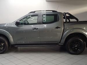 Nissan Navara 2.5DDTi double cab Stealth - Image 11