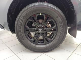 Nissan Navara 2.5DDTi double cab Stealth