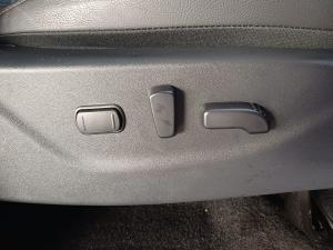 Nissan Navara 2.5DDTi double cab Stealth - Image 30