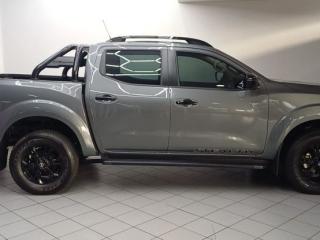 Nissan Navara 2.5DDTi double cab Stealth